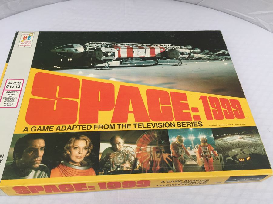 Space: 1999 A Game Adapted From The Television Series MB New In Box Vintage 1976 [Photo 7]