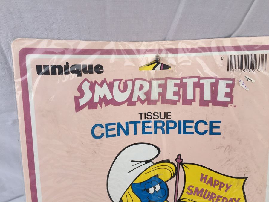 Smurfette Tissue Centerpiece Vintage 1982 Peyo [Photo 3]