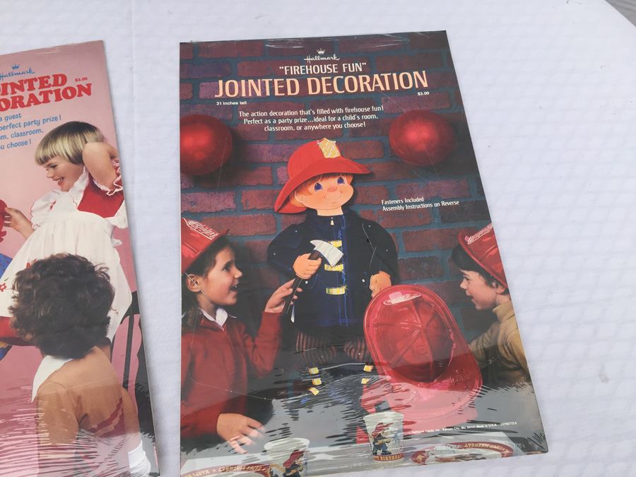 (2) Jointed Decorations From Hallmark Fireman And Raggedy Ann New Sealed Vintage 1978 [Photo 2]