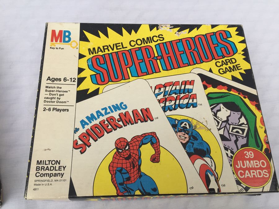 Pair Of Marvel Comics Super-Heroes Card Game MB Jumbo Cards Vintage 1978 [Photo 4]