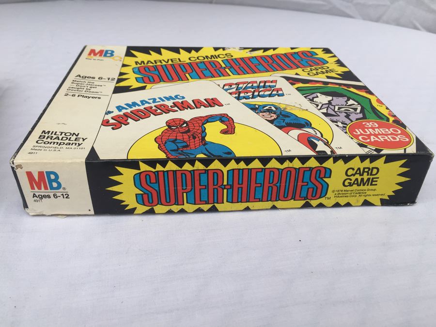 Pair Of Marvel Comics Super-Heroes Card Game MB Jumbo Cards Vintage 1978 [Photo 5]