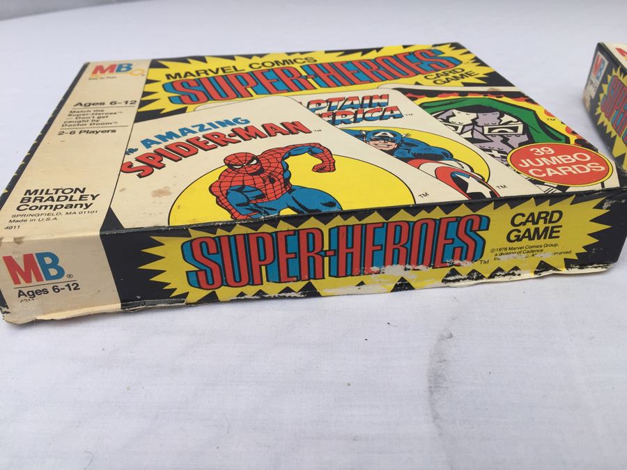 Pair Of Marvel Comics Super-Heroes Card Game MB Jumbo Cards Vintage 1978 [Photo 6]