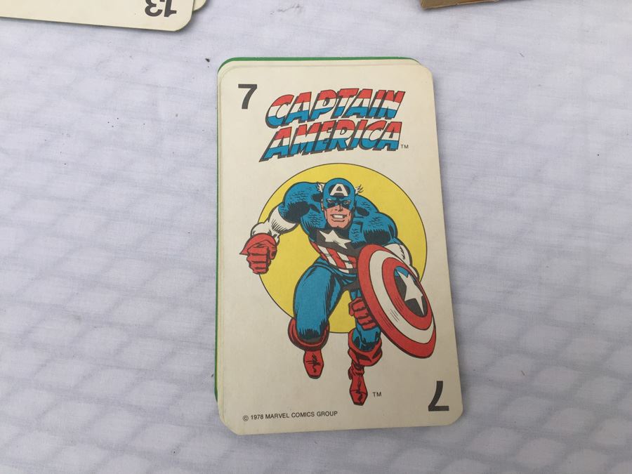 Pair Of Marvel Comics Super-Heroes Card Game MB Jumbo Cards Vintage 1978 [Photo 15]