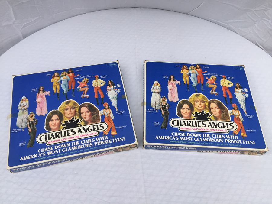 Pair Of Charlie's Angels Underwater Intrigue Outfits New In Box Hasbro Vintage 1977 Estimate $120 [Photo 6]