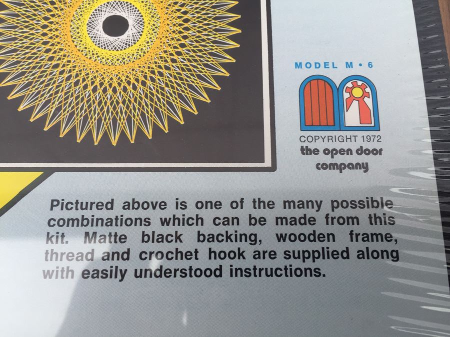 Mandala Geometric Thread Design Kit New In Box Sealed Vintage 1972 [Photo 3]