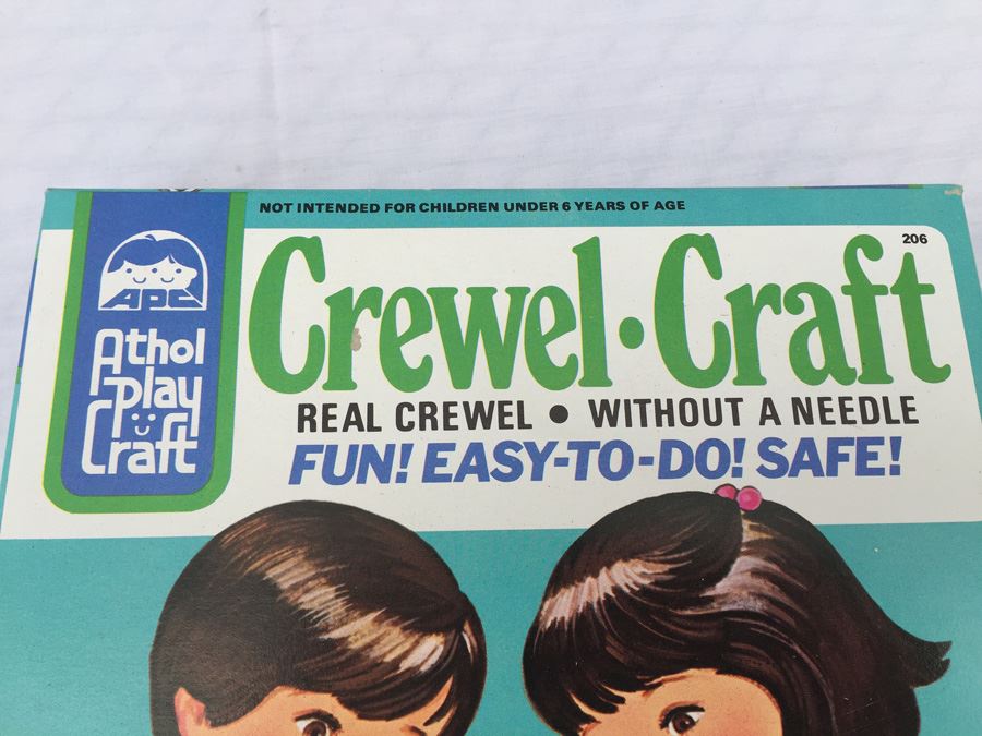 Crewel Craft In Box Vintage 1974 [Photo 2]