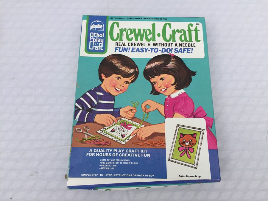 Crewel Craft In Box Vintage 1974