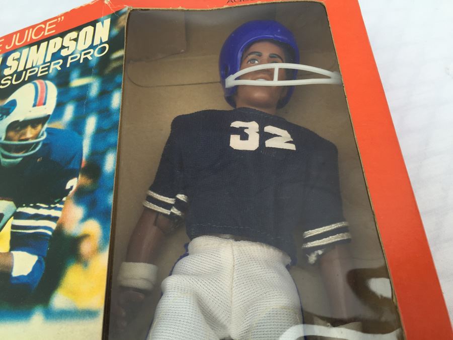 O.J. Simpson 9 1/2' Action Figure New In Box Shindana Toys Vintage 1975 [Photo 4]