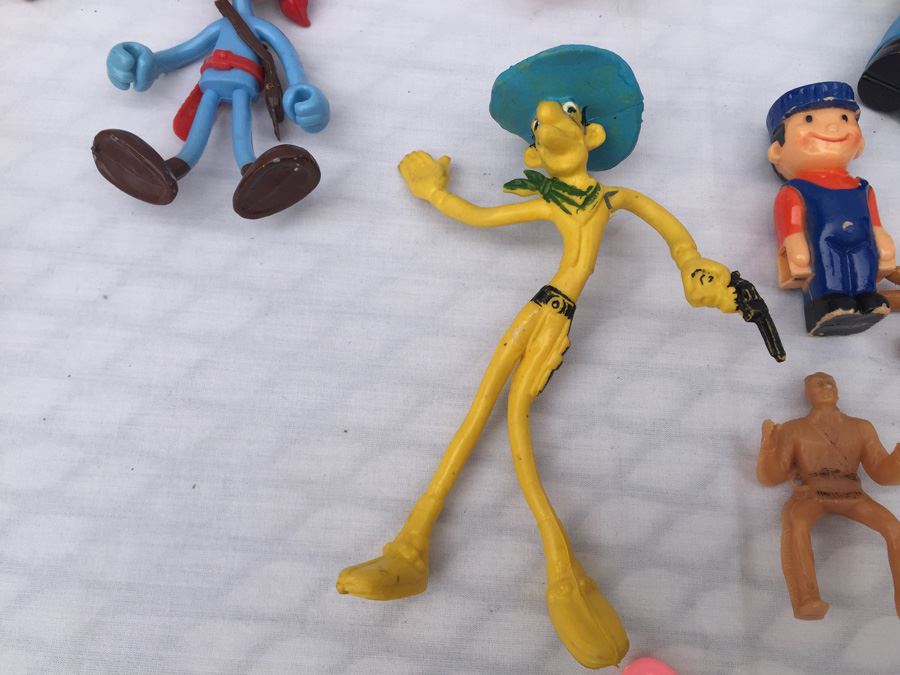 Vintage Toy Lot - See All Photos [Photo 17]