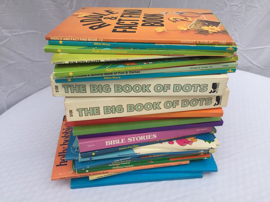 Huge Vintage Activity And Coloring Book Lot [Photo 1]