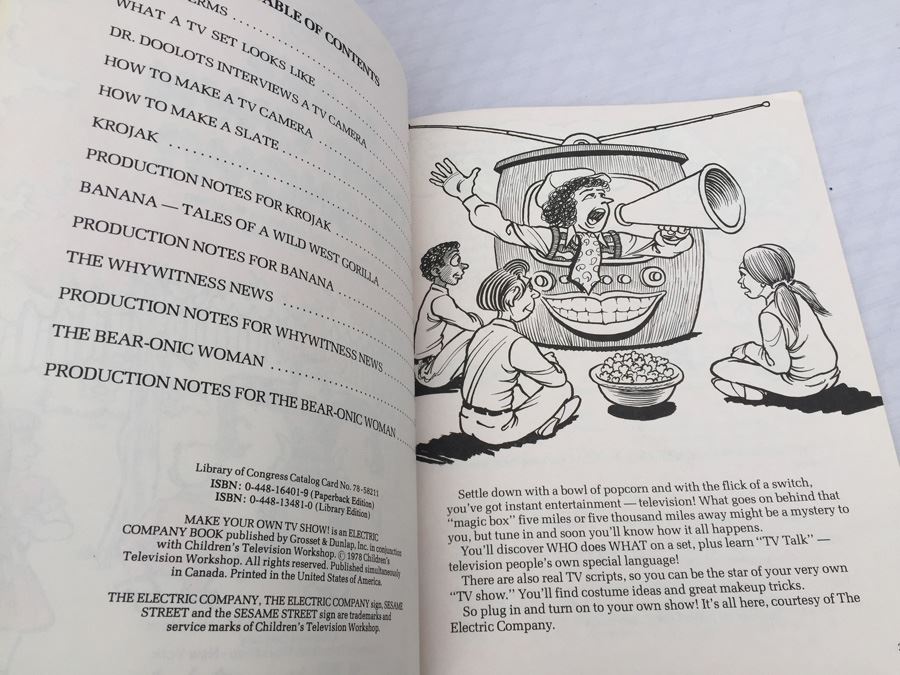 The Electric Company Books Make Your Own TV Show And Make Your Own Magic Show Vintage 1978 [Photo 6]