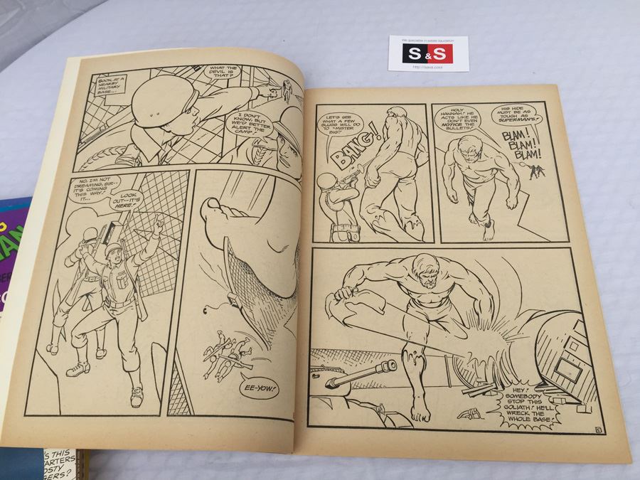 Superman Battles 'Brainiac's Biggest Plot' Giant Comics To Color Book With Bonus Mask Whitman Vintage 1976 NM [Photo 3]