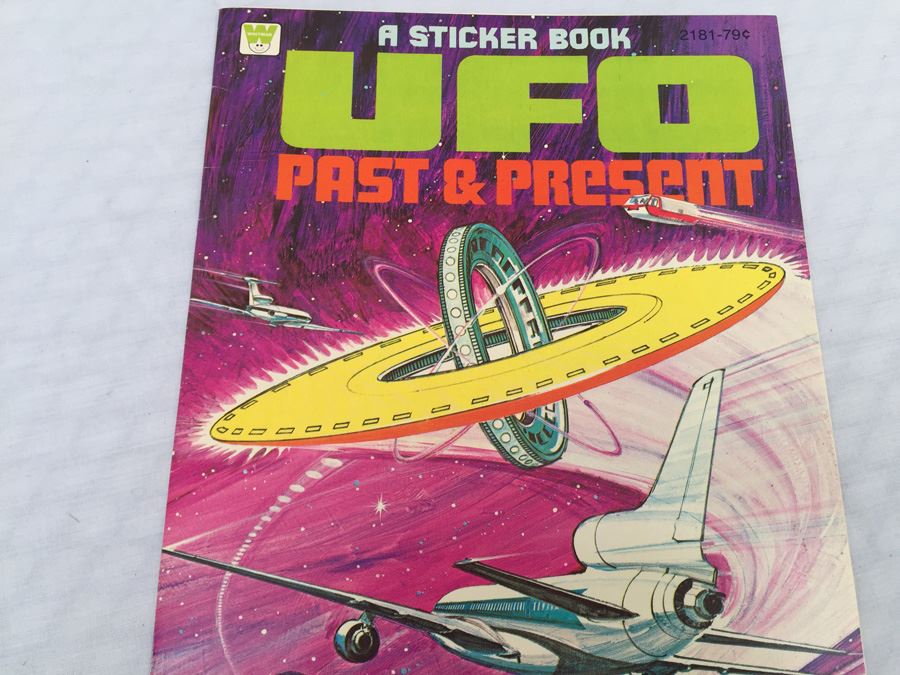 UFO Past & Present A Sticker Book Whitman Vintage 1978 New