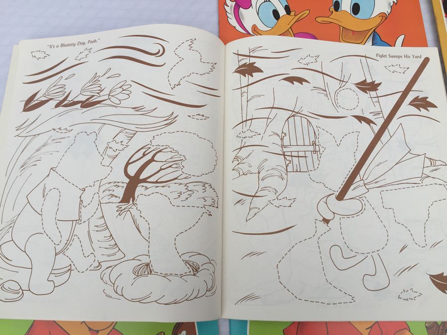 (6) Paper Doll Books Whitman New Walt Disney Winnie-The-Pooh Daisy And Donald Mickey & Minnie [Photo 10]