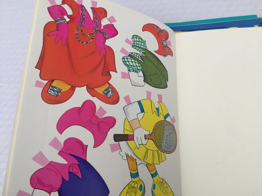 (6) Paper Doll Books Whitman New Walt Disney Winnie-The-Pooh Daisy And Donald Mickey & Minnie [Photo 27]