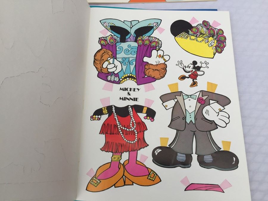 (6) Paper Doll Books Whitman New Walt Disney Winnie-The-Pooh Daisy And Donald Mickey & Minnie [Photo 19]