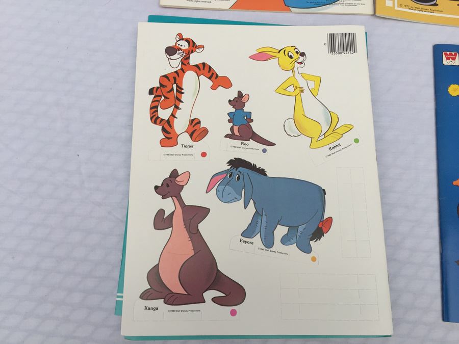 (6) Paper Doll Books Whitman New Walt Disney Winnie-The-Pooh Daisy And Donald Mickey & Minnie [Photo 14]