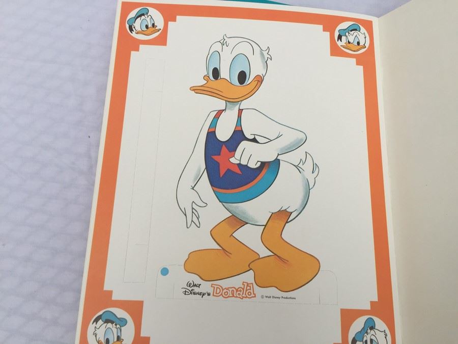 (6) Paper Doll Books Whitman New Walt Disney Winnie-The-Pooh Daisy And Donald Mickey & Minnie [Photo 28]