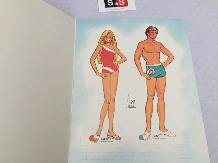 Pair Of Barbie Paper Doll Books New Barbie And PJ And Barbie And Her Friends 1978 & 1975 [Photo 11]