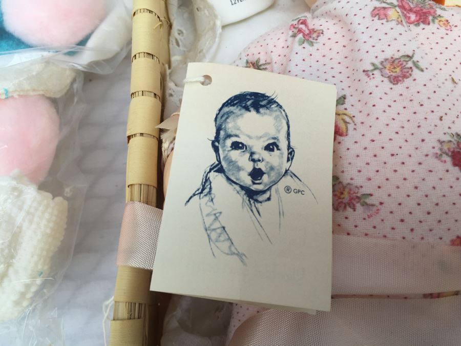 Vintage Gerber Baby Doll With Basket Accessories Formula [Photo 7]