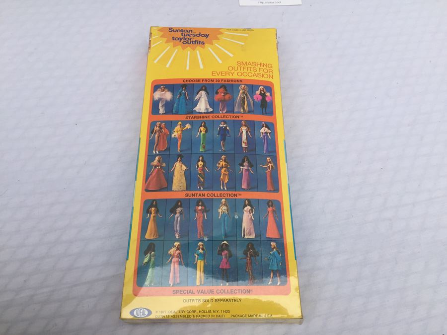 Suntan Tuesday Taylor Outfit New In Box Sealed Ideal Vintage 1977 [Photo 6]