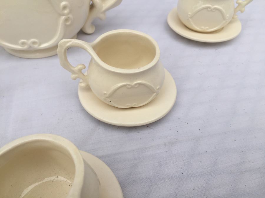 Child's Doll Tea Set [Photo 6]