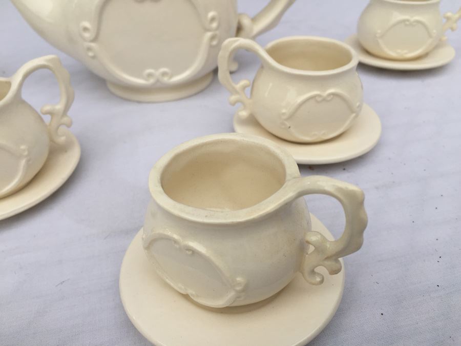 Child's Doll Tea Set [Photo 8]