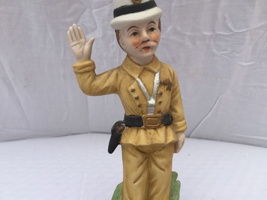  Pair Of Figurines [Photo 11]