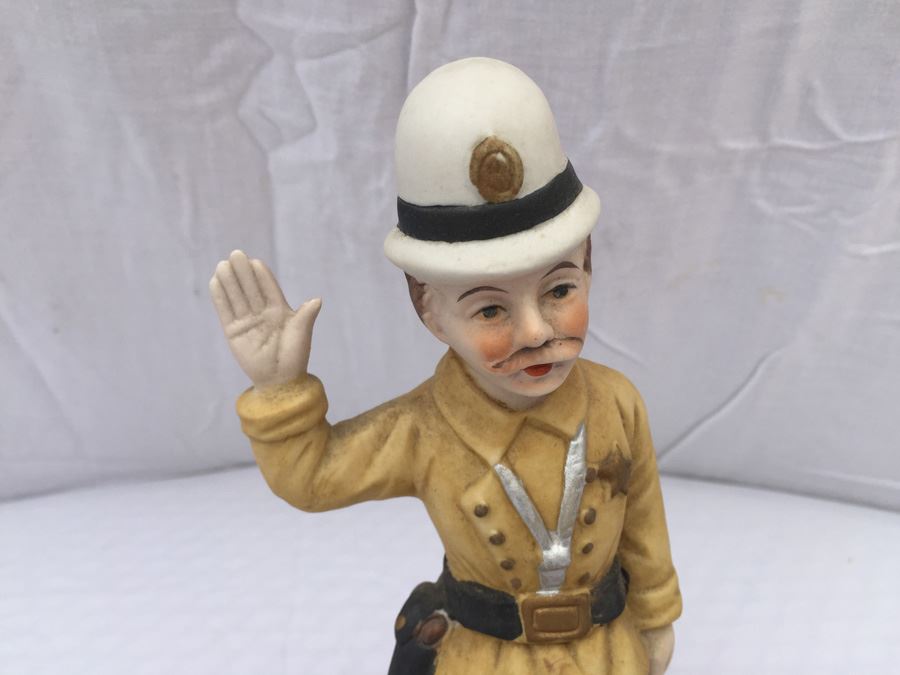  Pair Of Figurines [Photo 10]