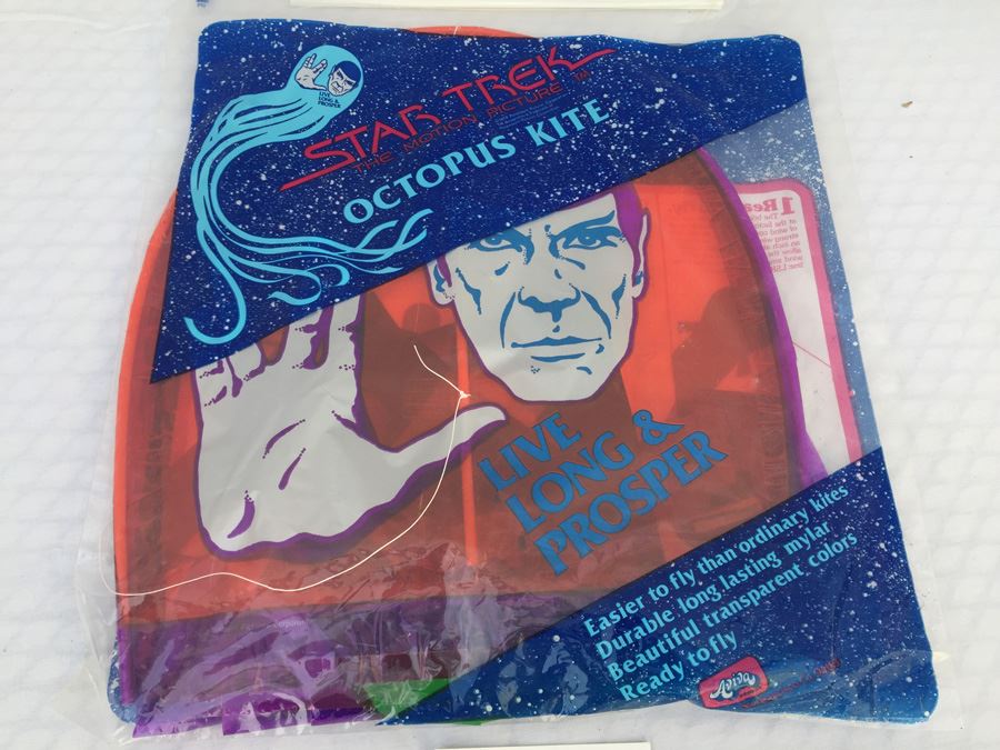 Pair Of STAR TREK Octopus Kites New In Original Packaging 1979 [Photo 9]