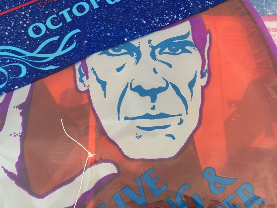 Pair Of STAR TREK Octopus Kites New In Original Packaging 1979 [Photo 11]