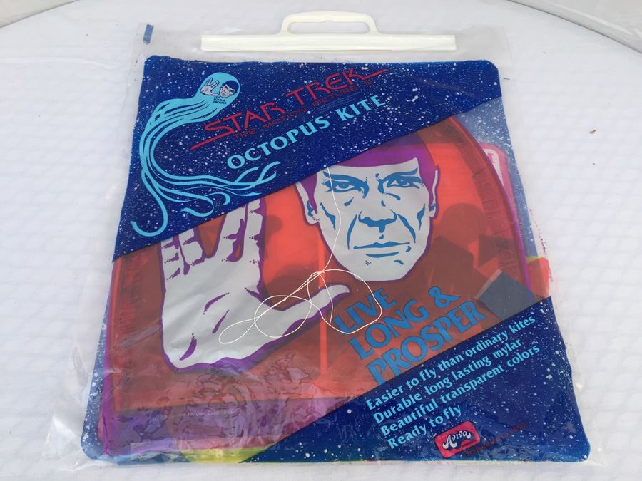 Pair Of STAR TREK Octopus Kites New In Original Packaging 1979 [Photo 2]