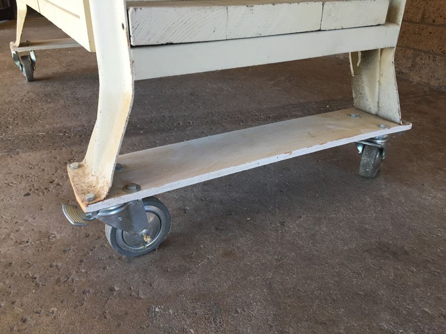 Industrial Work Bench On Casters With Vise [Photo 5]