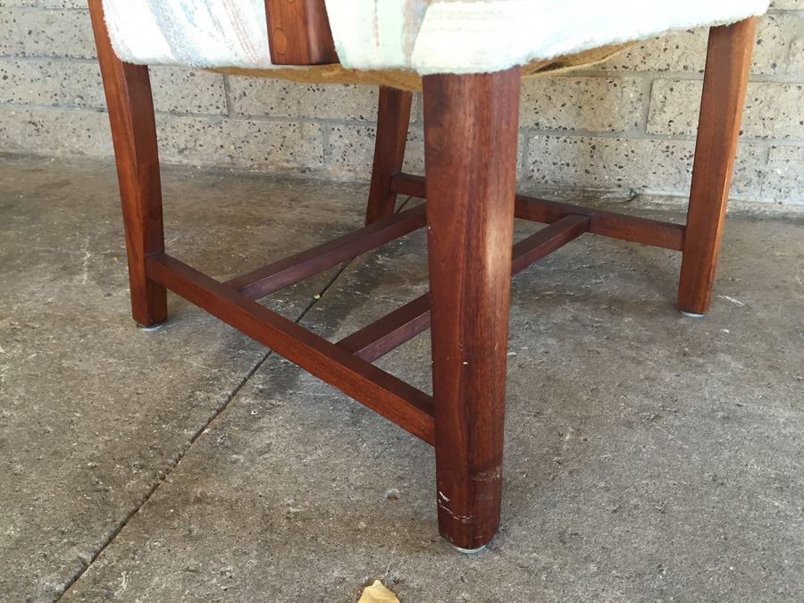 Upholstered Wooden Arm Chair [Photo 4]