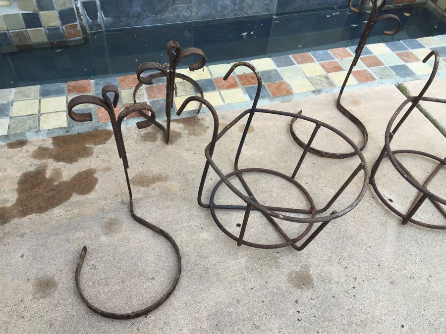 Metal Pot Planter Lot [Photo 5]