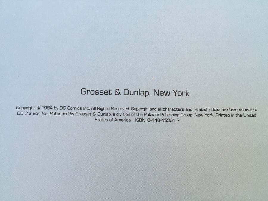 Supergirl Cut-Out Paper Doll Book 1984 [Photo 6]