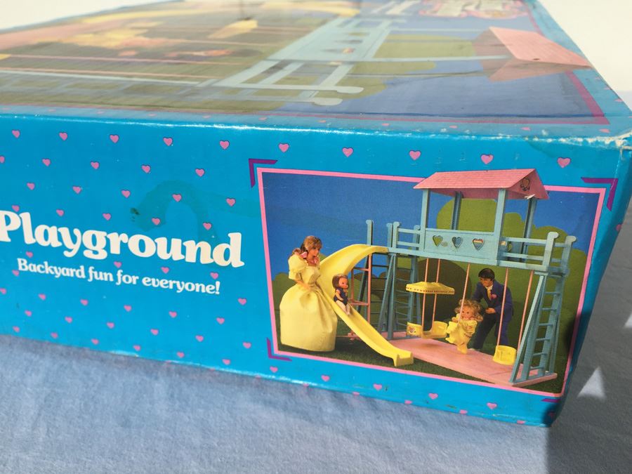 The Heart Family Playground Mattel New In Box 1985 [Photo 6]