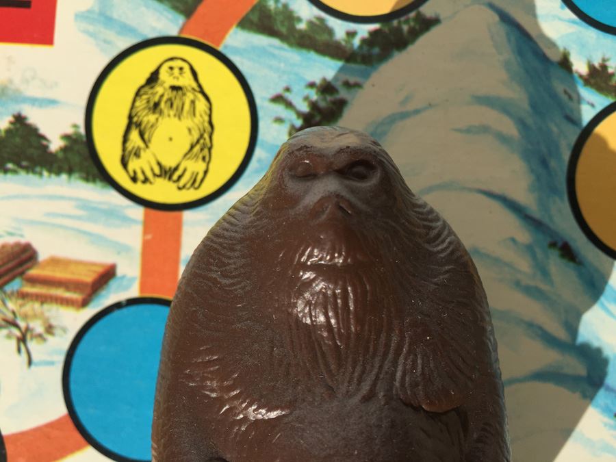BIG FOOT The Giant Snow Monster Game 1977 Milton Bradley MB [Photo 8]