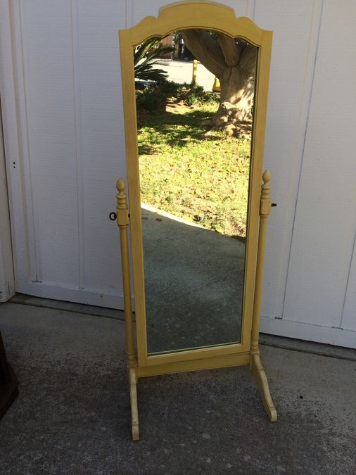 Ethan Allen Standing Floor Mirror in Yellow [Photo 1]