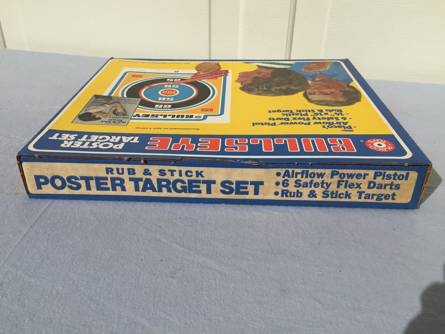 Bullseye Poster Target Set Placo Toys New In Box 1980 [Photo 7]