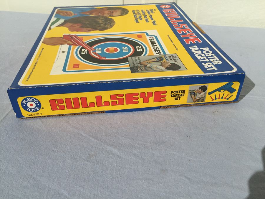 Bullseye Poster Target Set Placo Toys New In Box 1980 [Photo 6]