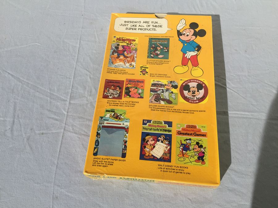 Walt Disney's Mickey Mouse Happy Birthday Gift Box Sealed New In Box