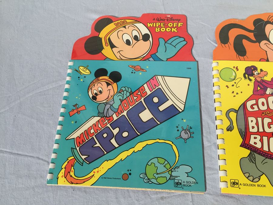 (3) Walt Disney Wipe-Off Books Mickey Mouse In Space Goofy Winnie The Pooh Sealed [Photo 2]