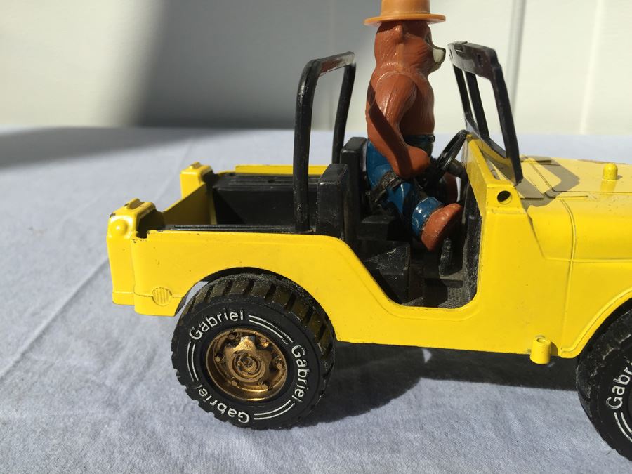Vintage Hubley Smokey The Bear Yellow Jeep 1710 [Photo 8]