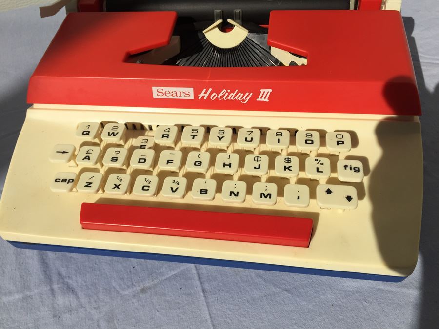 Sears Holiday III Typewriter Made In England Byron Jardine Learner Toy [Photo 7]