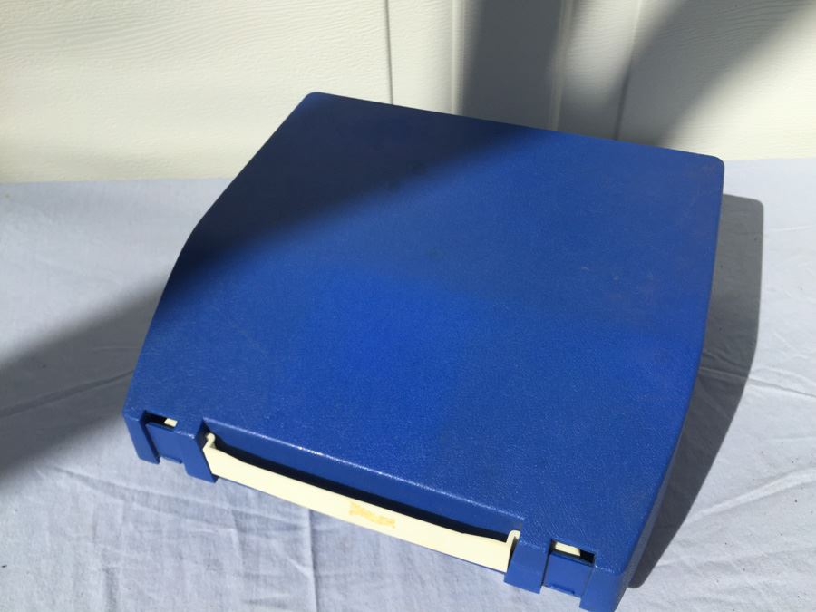 Sears Holiday III Typewriter Made In England Byron Jardine Learner Toy [Photo 4]