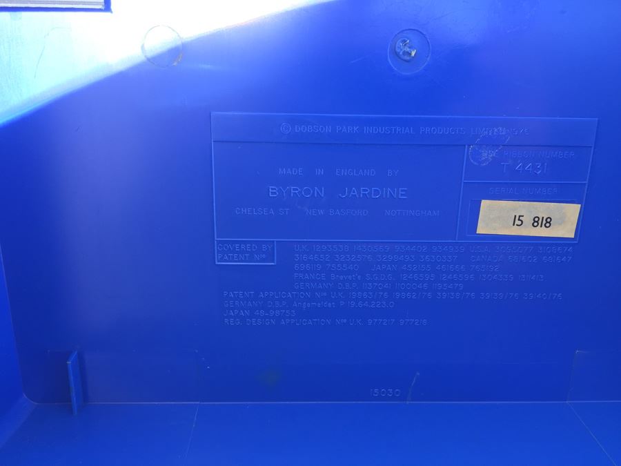 Sears Holiday III Typewriter Made In England Byron Jardine Learner Toy [Photo 9]