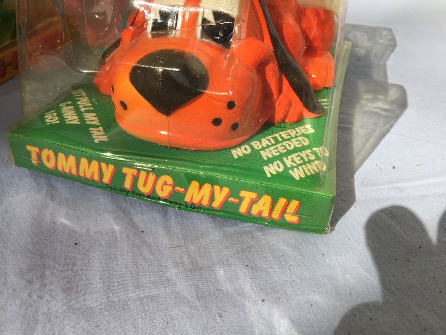 (2) Tommy Tug-My-Tail Toys From Gordy New In Packaging 1980 Dog And Turtle [Photo 4]