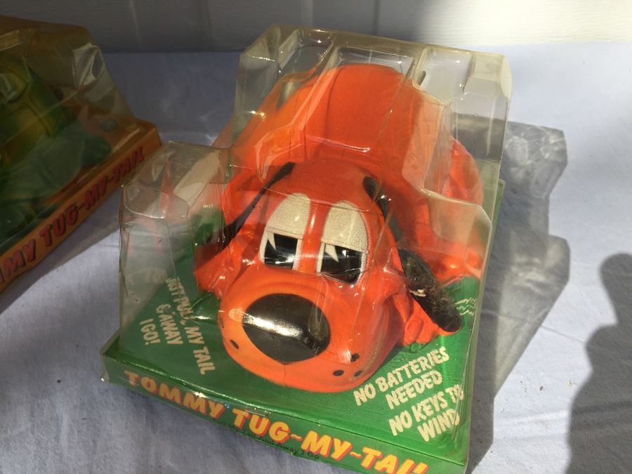 (2) Tommy Tug-My-Tail Toys From Gordy New In Packaging 1980 Dog And Turtle [Photo 2]