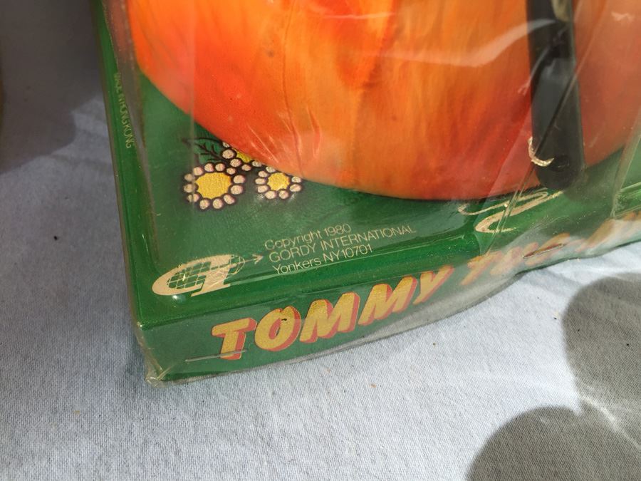 (2) Tommy Tug-My-Tail Toys From Gordy New In Packaging 1980 Dog And Turtle [Photo 8]